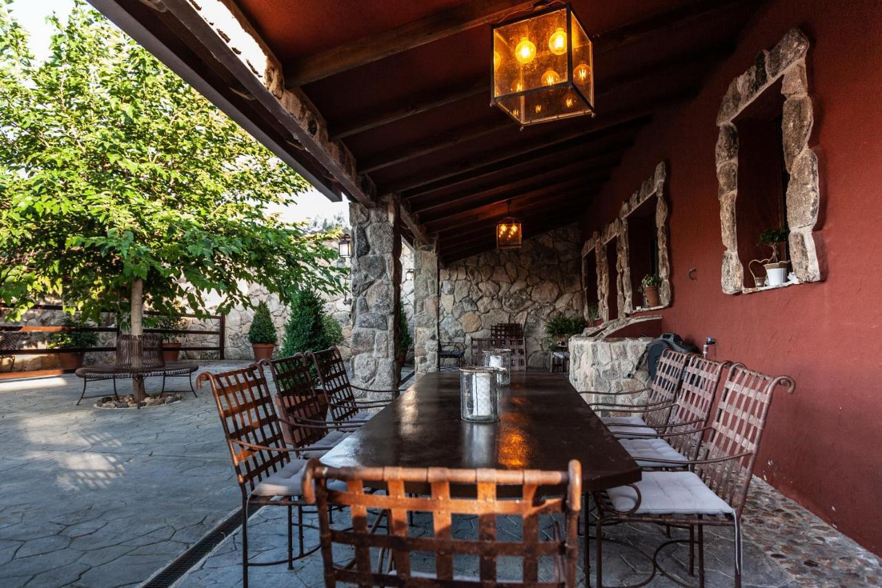 La Costanilla De Los Angeles Navalcan Exterior photo